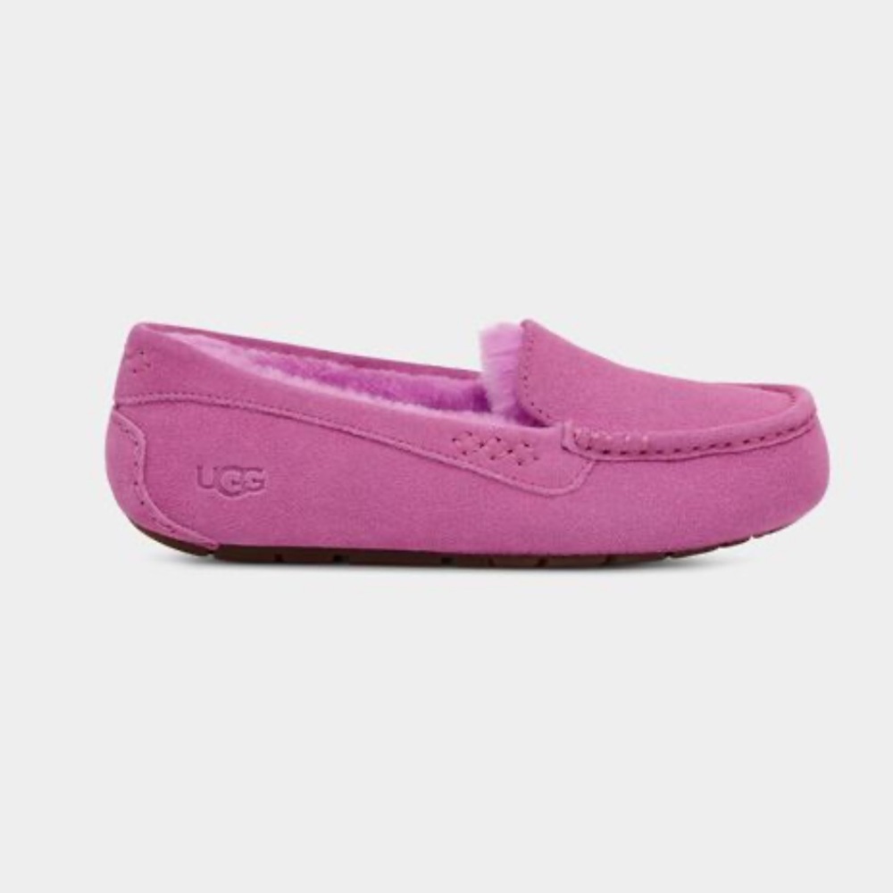 UGG Ansley Water Resistant (Size 9)
